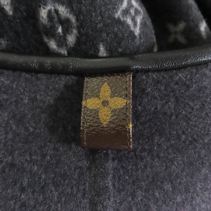 Excellent LOUIS VUITTON coat Belted monogram placket Charcoal gray 34 FGC038QWE