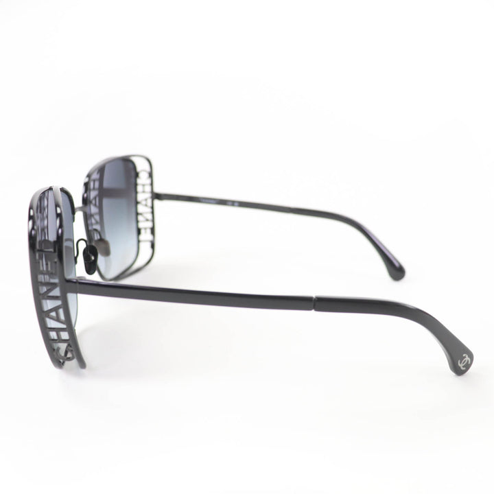 Excellent CHANEL sunglasses Logo Square Current Product black 71541L2616