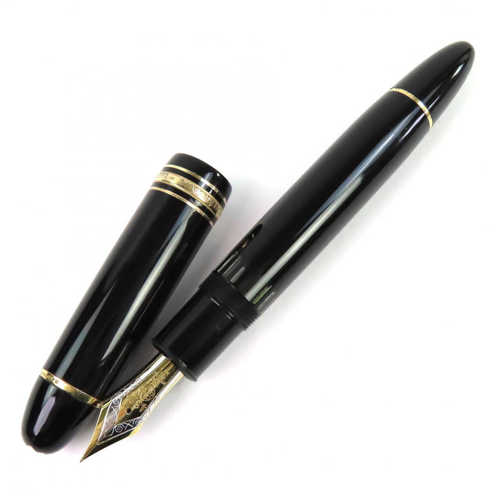 Very Good MONTBLANC fountain pen Meisterstück 149 white star black 18K mens