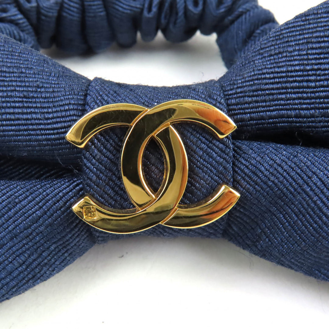 Very Good CHANEL hair accessory COCO MarkMetal Fabric Ribbon Scrunchie Navy