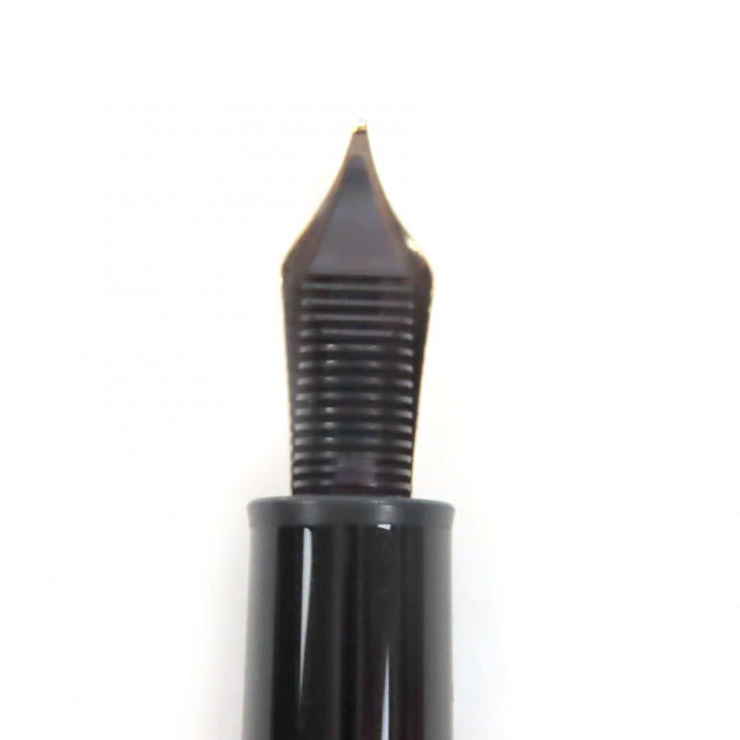 Excellent MONTBLANC fountain pen Meisterstück Cap type black 14K mens