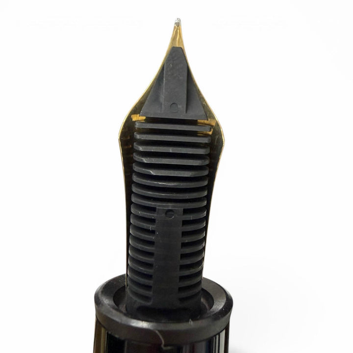 Pristine MONTBLANC fountain pen Meisterstück 149 Cap type black 18K mens