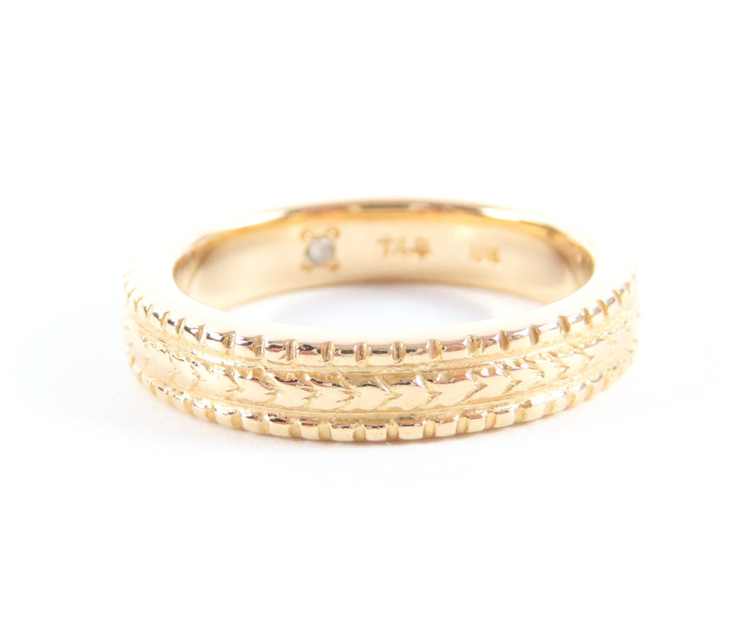 Excellent Loree Rodkin Ring 1P Diamond Plain Band with Grooved Edge Ring 18K