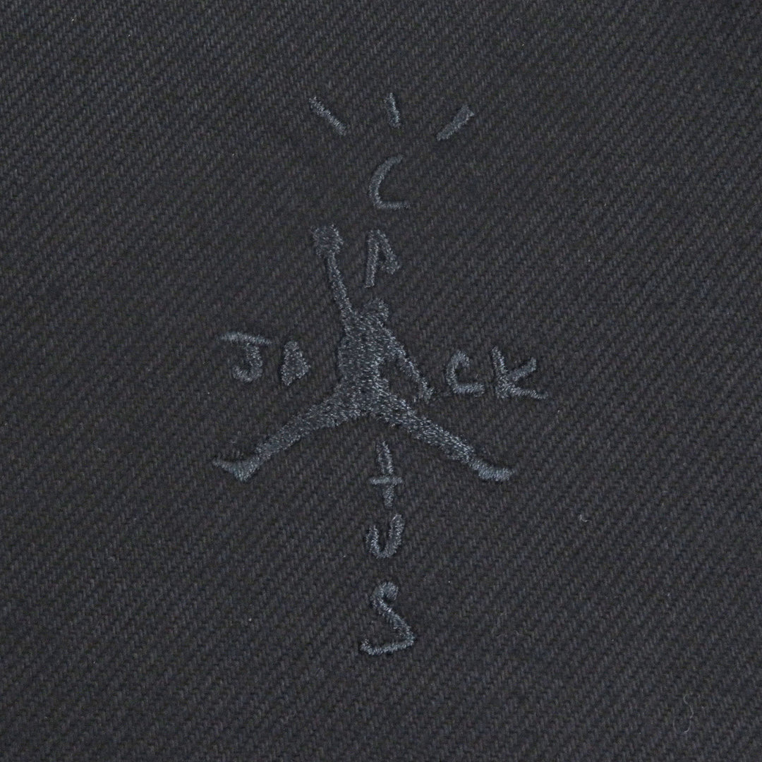 Discounted Great NIKE TRAVIS SCOTT Blouson Logo embroidered anorak hoodie black