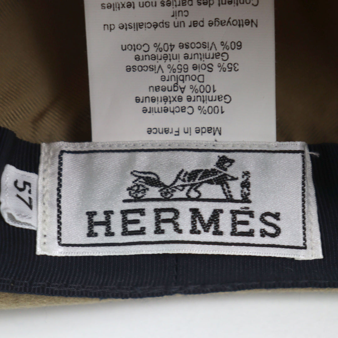 素晴らしいHERMES帽子セリエボタン、レザー、Hロゴ全面フェルト裏地ベージュカシミア57