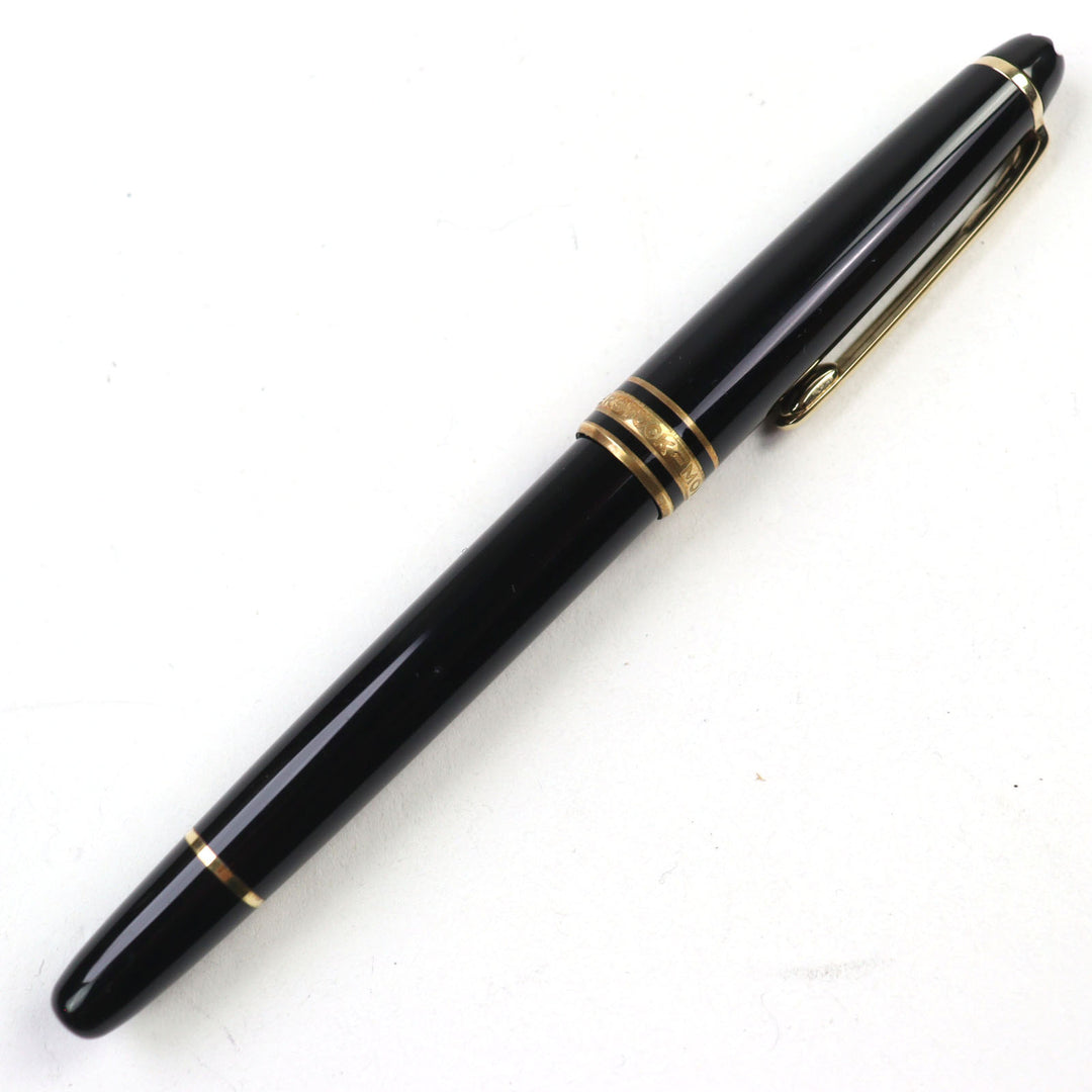 Excellent MONTBLANC fountain pen Meisterstck Classic Logo engraved Black 14K