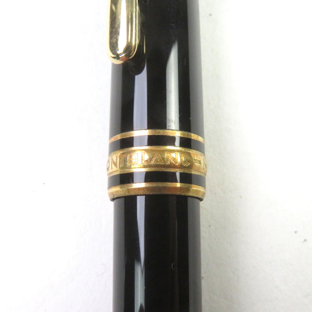 Excellent MONTBLANC fountain pen Meisterstck Classic Logo engraved Black 14K