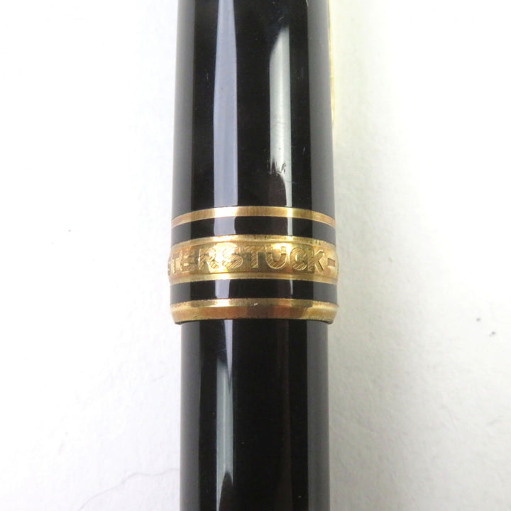 優れたモンブラン万年筆 マイスターシュテュック クラシック ロゴ刻印入り ブラックゴールド 14K