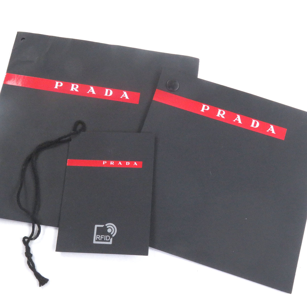 素晴らしい PRADA ダウンベスト フード付き ブラックシリーズ リサイクルポリエステル メンズ M