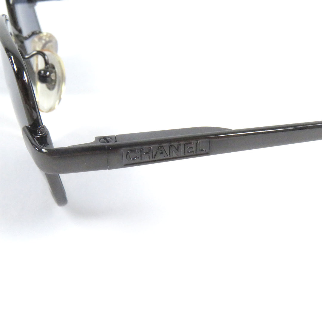 Great CHANEL sunglasses Square-framed sunglasses with logo Gunmetal