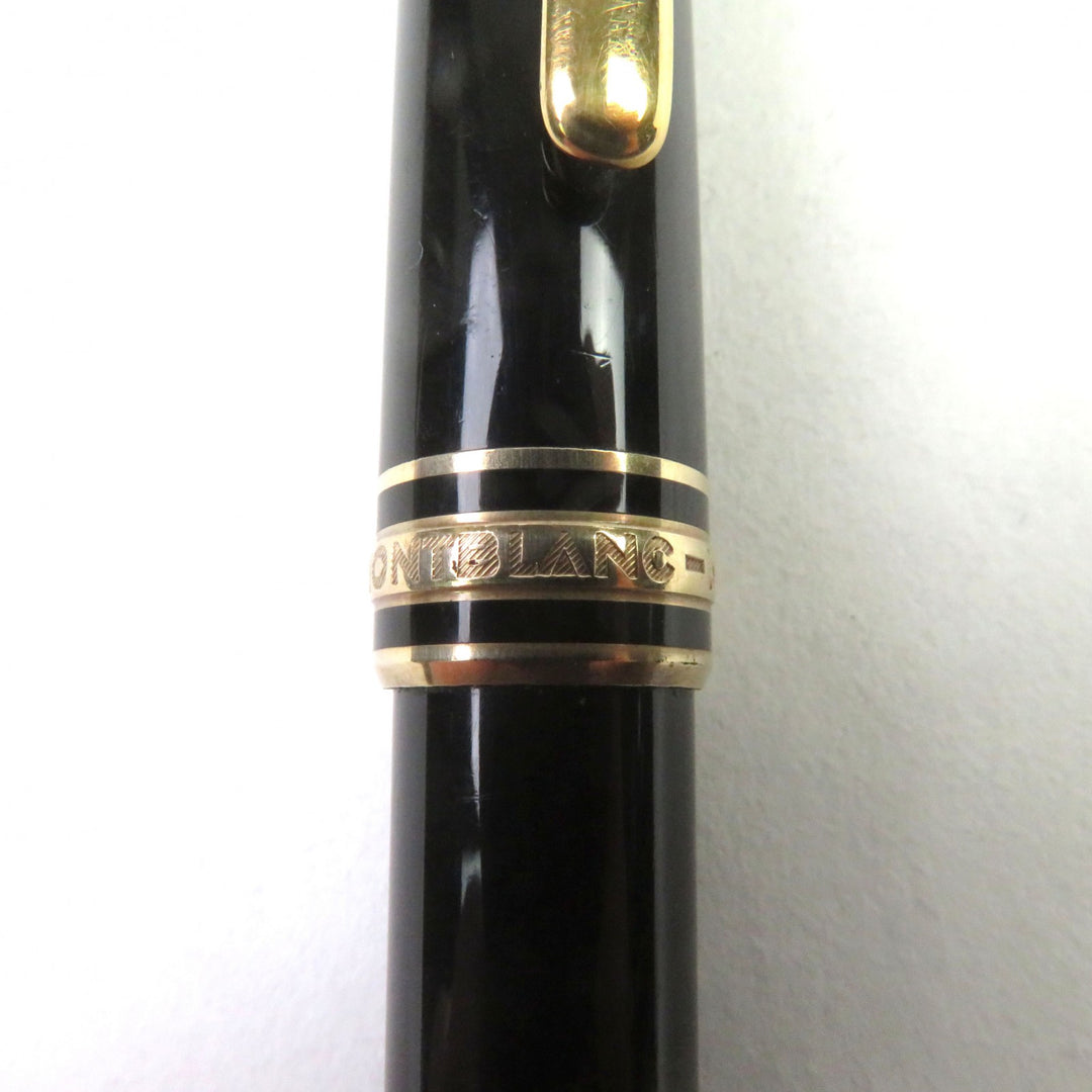 Very Good MONTBLANC Ballpoint pen Meisterstück Classic White Star Twist style