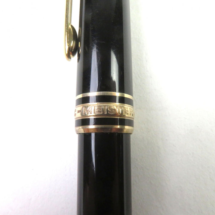 Very Good MONTBLANC Ballpoint pen Meisterstück Classic White Star Twist style