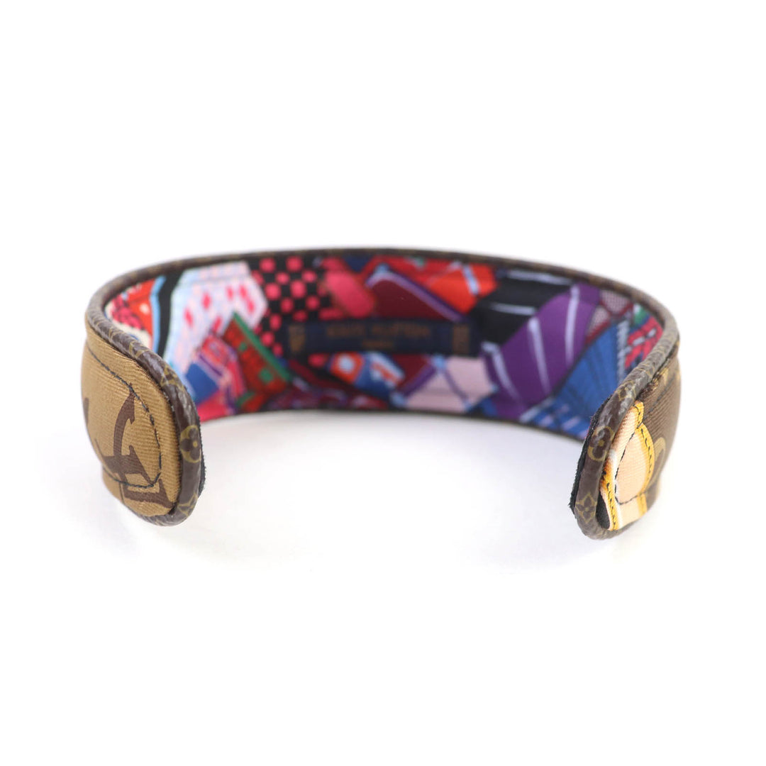 ルイ・ヴィトンのヘアアクセサリー「ビー・マインドフル・ヘッドバンド マルチ レディース M76740」がお買い得です。