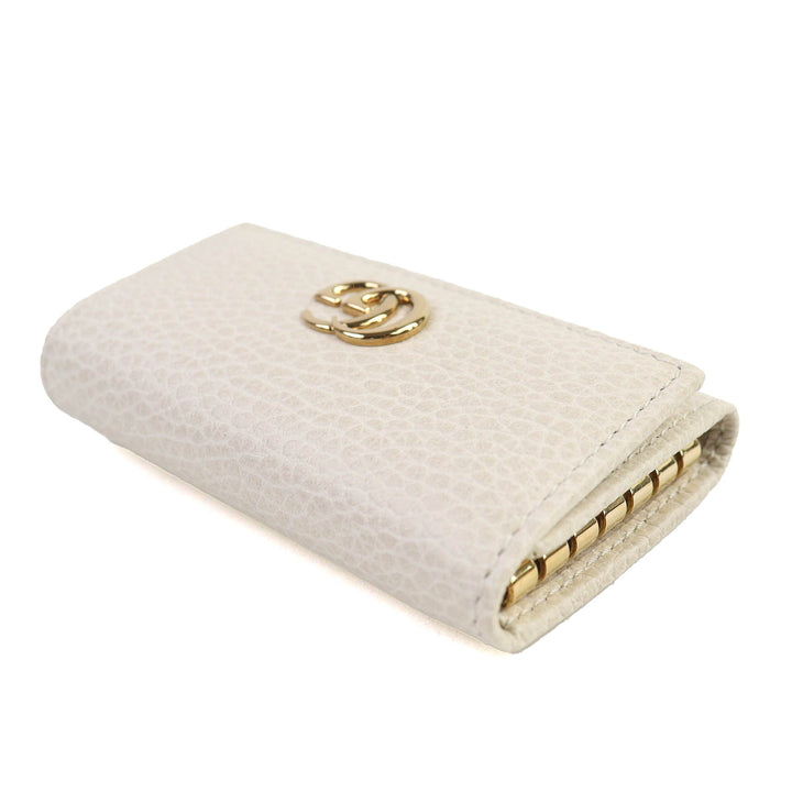 優れた GUCCI キーホルダー ダブルG 6連キーフック ライトベージュ レザー レディース 456118