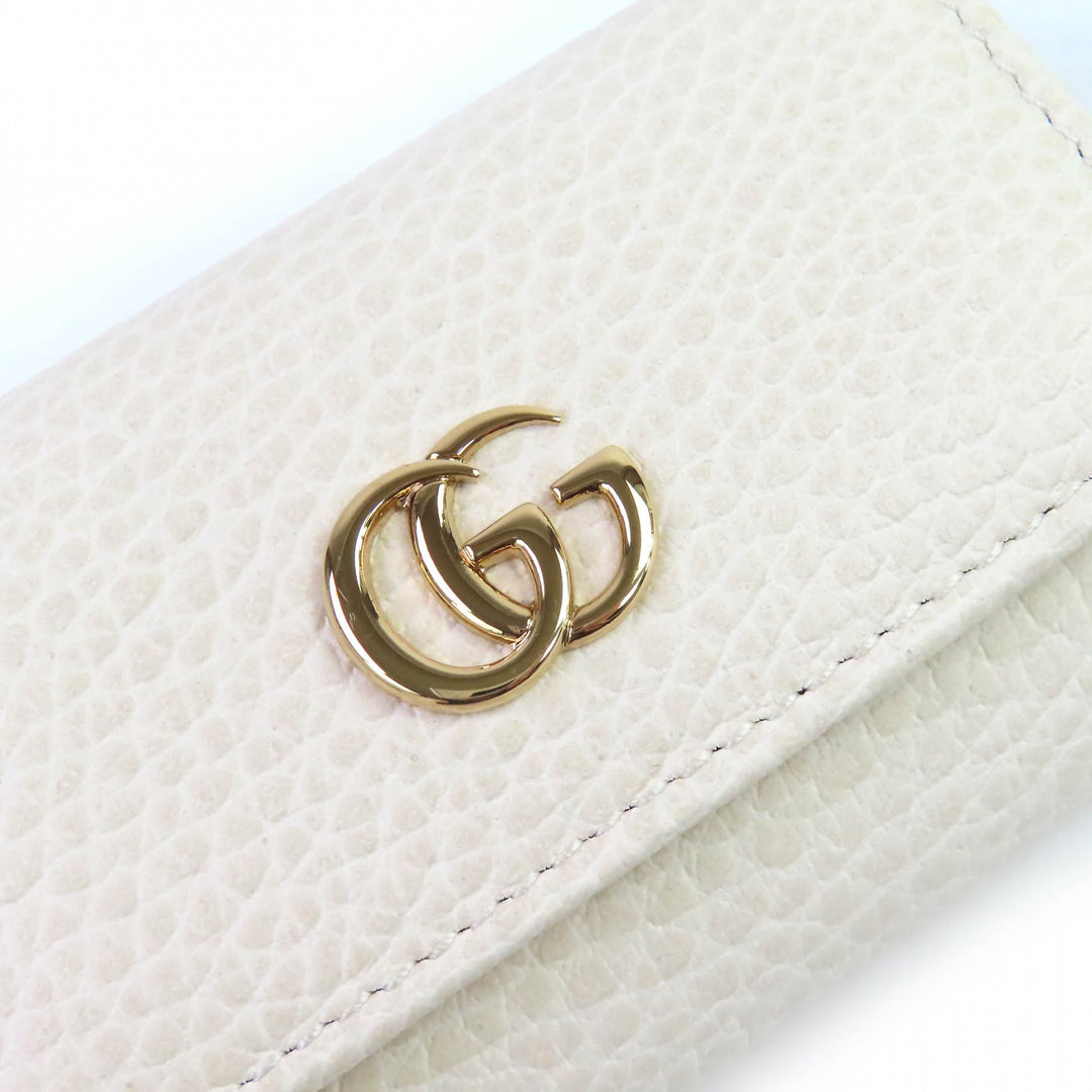 Excellent GUCCI Key holder Double G 6-Key Hook Light beige leather Women 456118