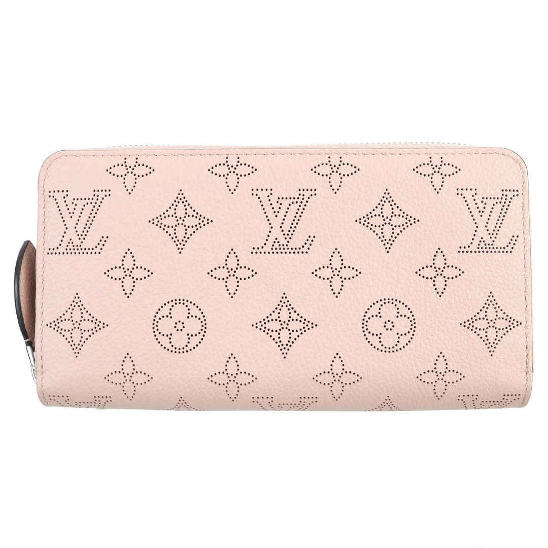 Excellent LOUIS VUITTON Purse Mahina Monogram Zippy Wallet Magnolia leather