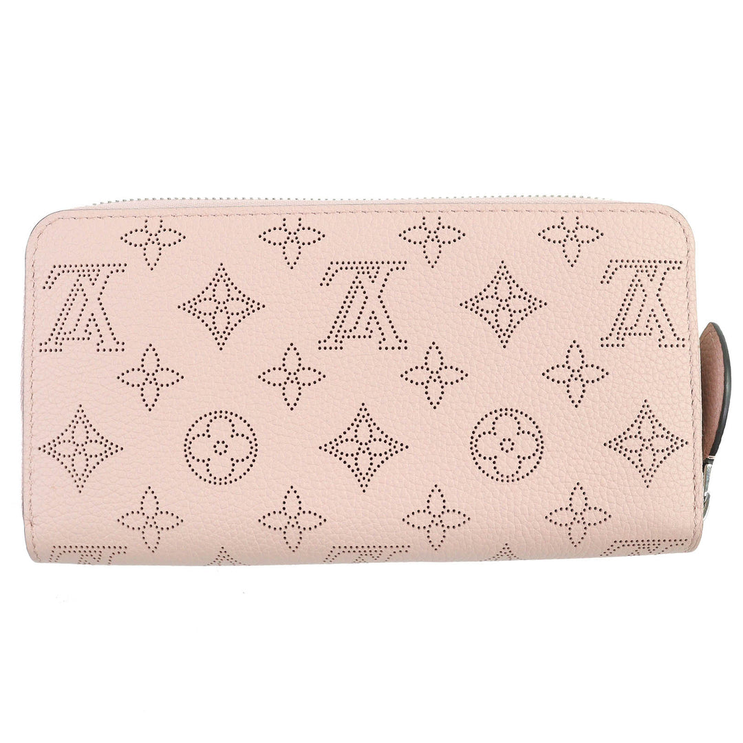 Excellent LOUIS VUITTON Purse Mahina Monogram Zippy Wallet Magnolia leather
