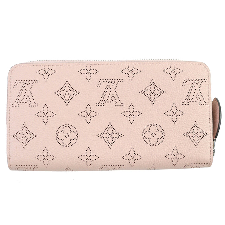Excellent LOUIS VUITTON Purse Mahina Monogram Zippy Wallet Magnolia leather