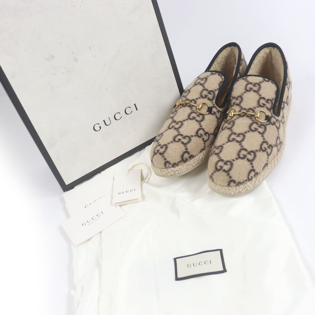 新品 GUCCI スリッポン GGロゴ ホースビット ムートン ベージュ ムートン メンズ 11