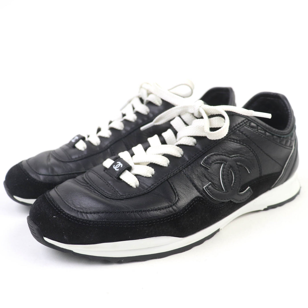 Very Good CHANEL Low cut sneakers COCO Mark Lace-up Leather black leather Women 35 G46372