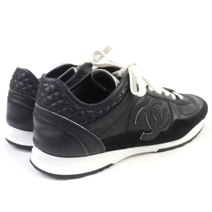Very Good CHANEL Low cut sneakers COCO Mark Lace-up Leather black leather Women 35 G46372