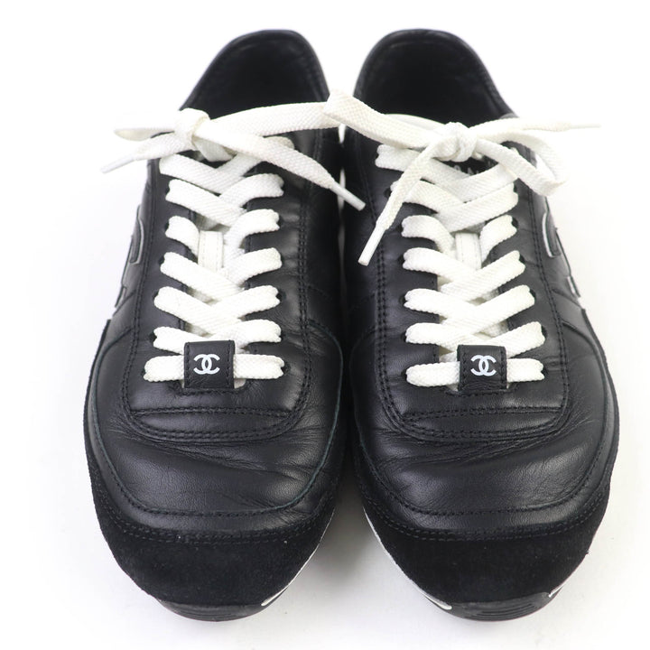 Very Good CHANEL Low cut sneakers COCO Mark Lace-up Leather black leather Women 35 G46372