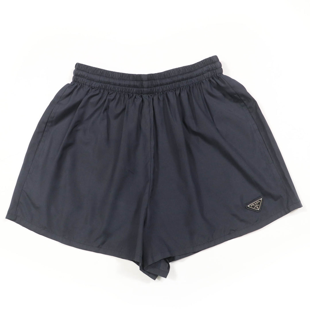 優れたPRADAショートパンツ トライアングル ロゴ付き ブラック シルク レディース 38 P218G