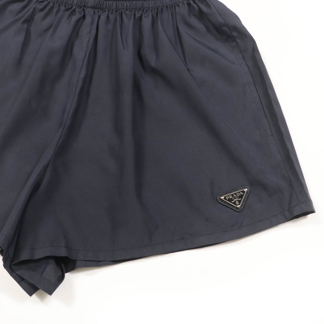 優れたPRADAショートパンツ トライアングル ロゴ付き ブラック シルク レディース 38 P218G