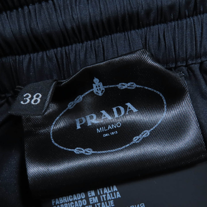 Excellent PRADA Shorts TriangleWith logo black silk Women 38 P218G