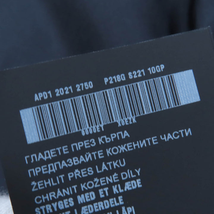 優れたPRADAショートパンツ トライアングル ロゴ付き ブラック シルク レディース 38 P218G