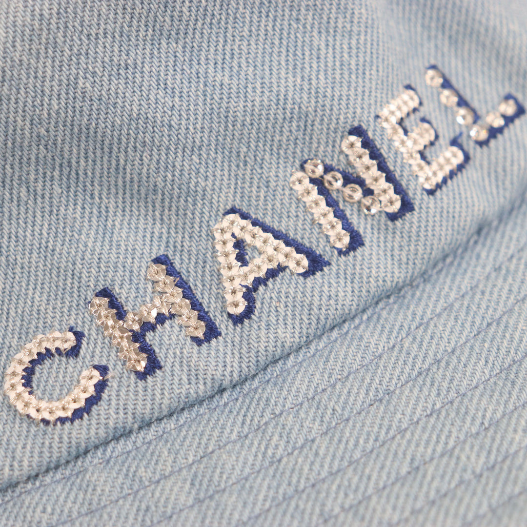 優れたCHANEL帽子スパンコールロゴデニムバケットハットアイスブルーコットンレディースM