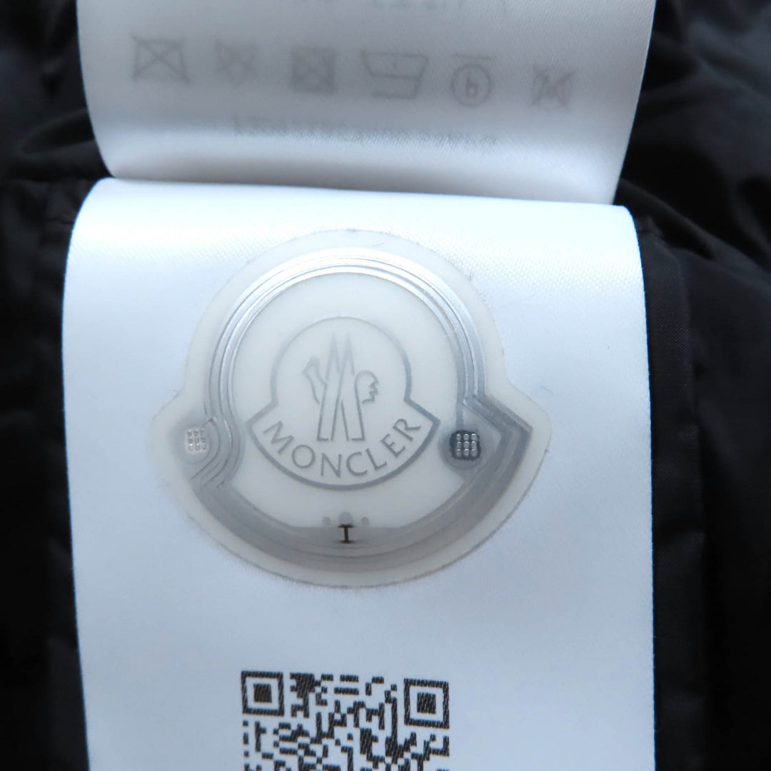 素晴らしい MONCLER ダウンジャケット IRUS カーキ ポリエステル レディース