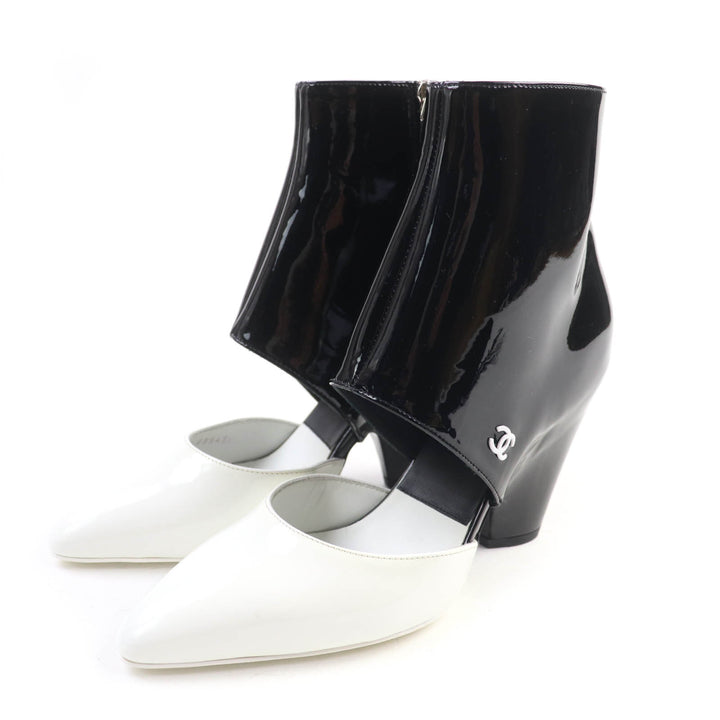 Pristine CHANEL Ankle boots COCO Mark Black White Patent leather Women 35 G35430
