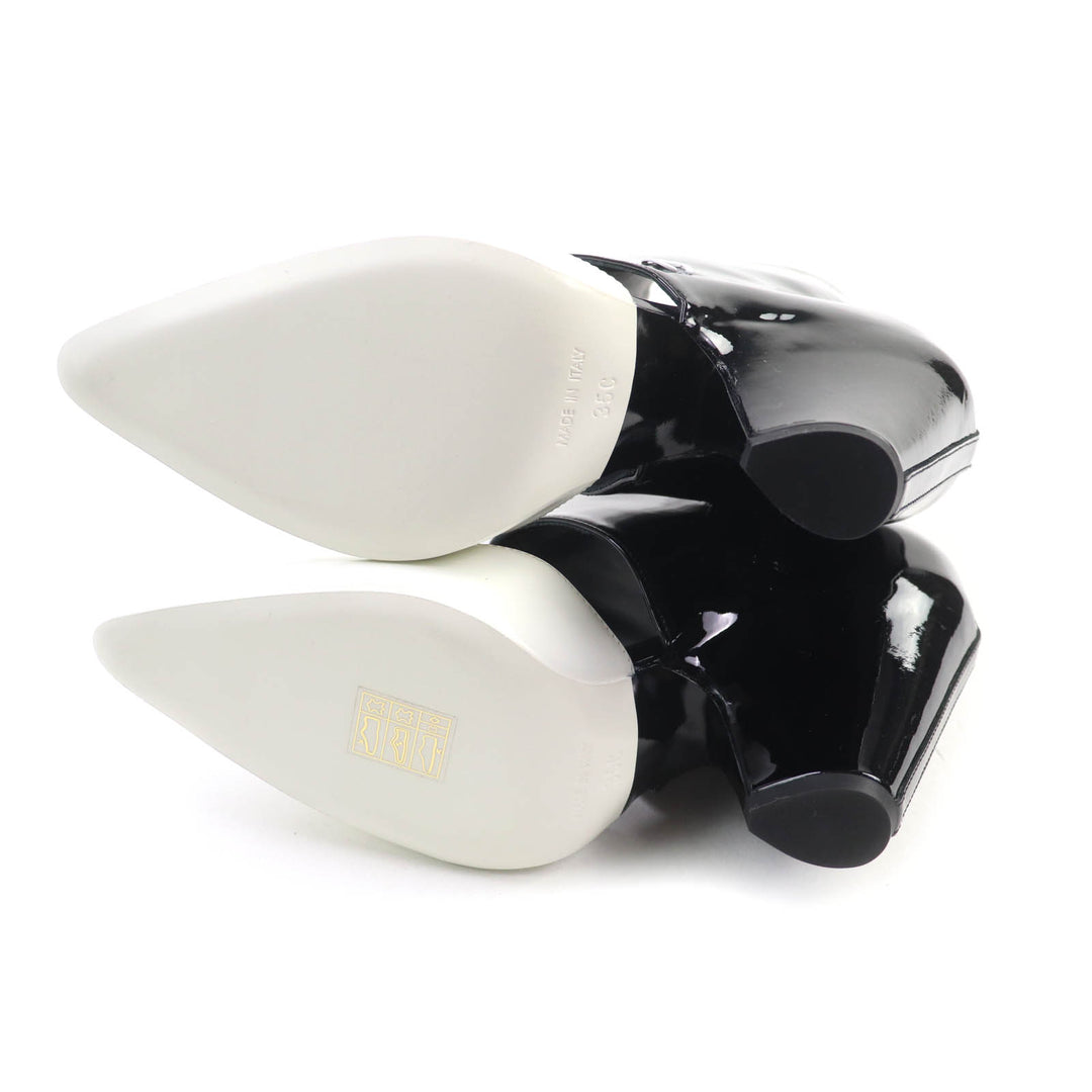Pristine CHANEL Ankle boots COCO Mark Black White Patent leather Women 35 G35430