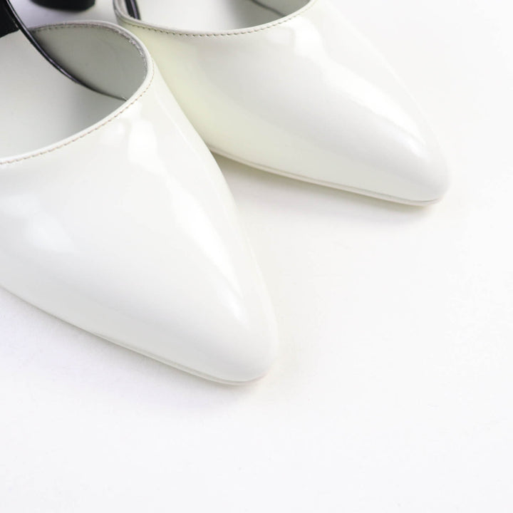 Pristine CHANEL Ankle boots COCO Mark Black White Patent leather Women 35 G35430