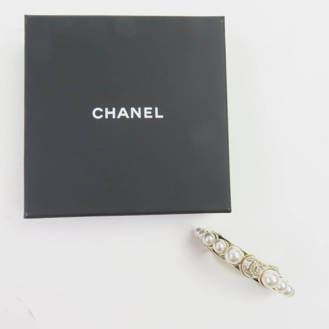 Excellent CHANEL Valletta COCO Mark Stone and Pearl Hair Accessory ー Women I22S