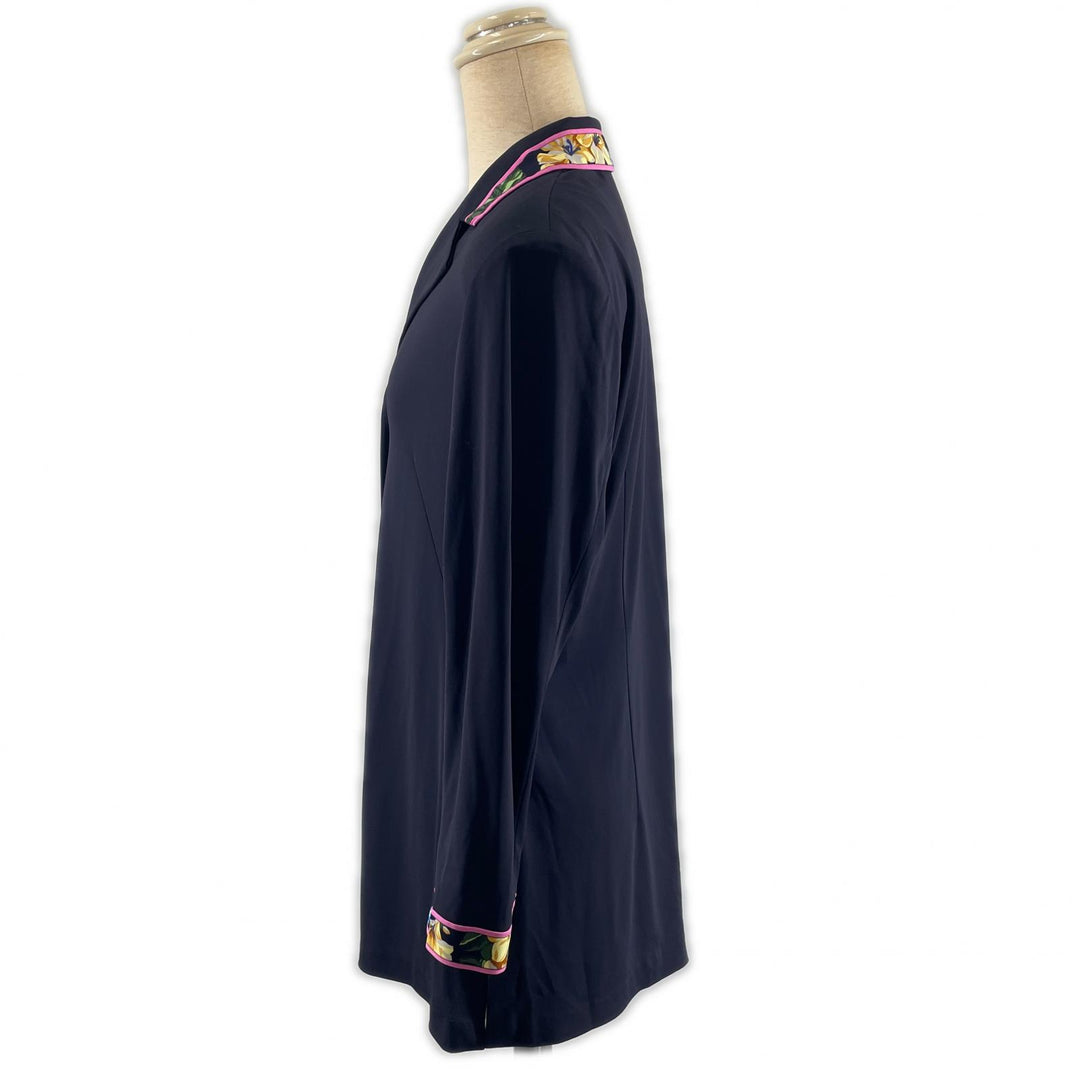 素晴らしいLEONARD FASHIONジャケットフローラルプリントシャツロゴボタン付きネイビーレディース181550