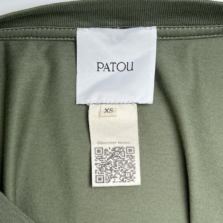 素晴らしいPATOU半袖Tシャツオーガニックコットン花柄ロゴグリーンコットンレディースXS