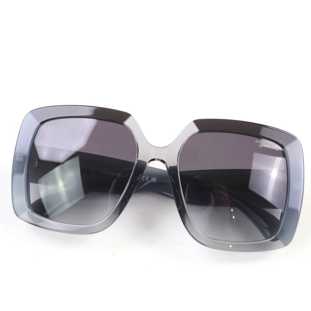 Excellent CHANEL sunglasses COCO Mark Eyewear Gray Black Clear Gray Women 71685A