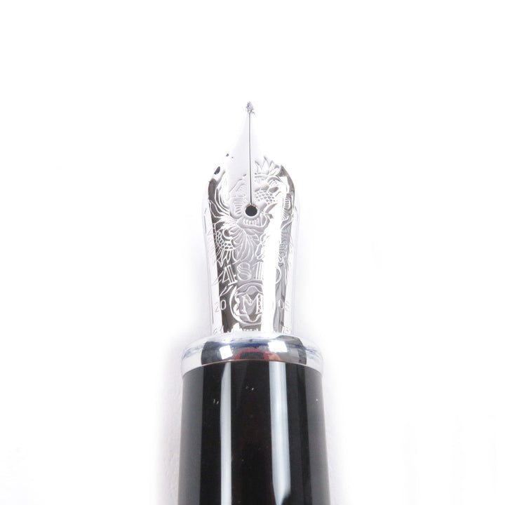 Very Good MONTBLANC fountain pen Writers Series 2008 George