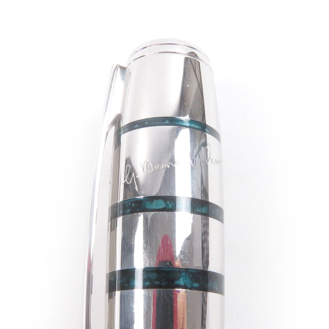 Very Good MONTBLANC fountain pen Writers Series 2008 George