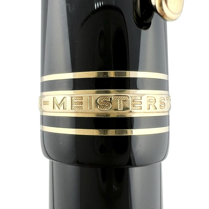 Great MONTBLANC fountain pen Meisterstück 149 white star Black gold 14K mens