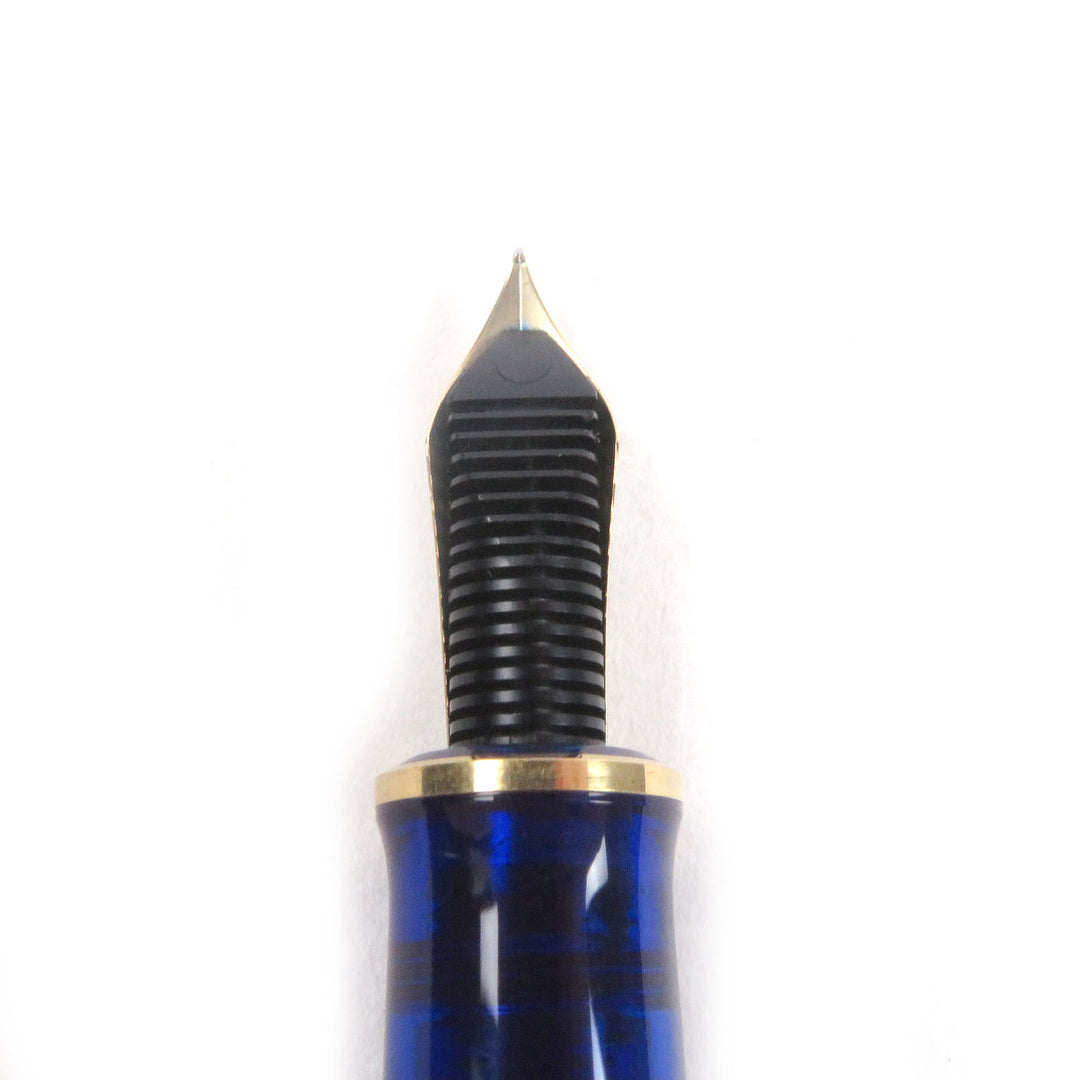 Excellent PERIKAN fountain pen Special liquidation item, cap type Marine Blue