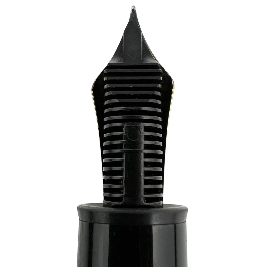 Great MONTBLANC fountain pen Meisterstück 149 white star black 18K mens