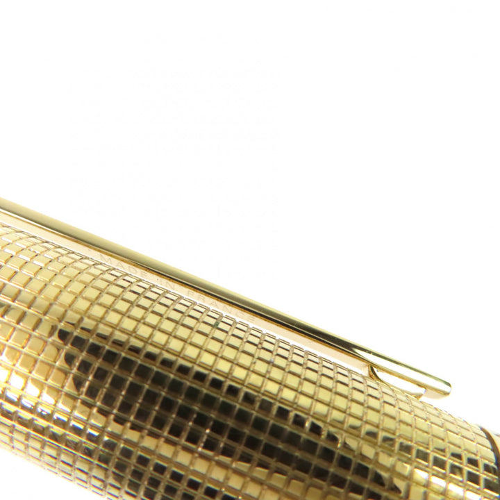 Great LOUIS VUITTON Ballpoint pen Dock lacquer Twist type gold mens N76602