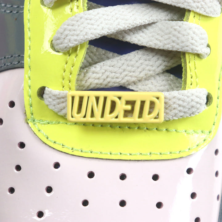 Pristine UNDEFEATED NIKE sneakers AIR FORCE 1 LOW Patent leather 26 DV5255-001