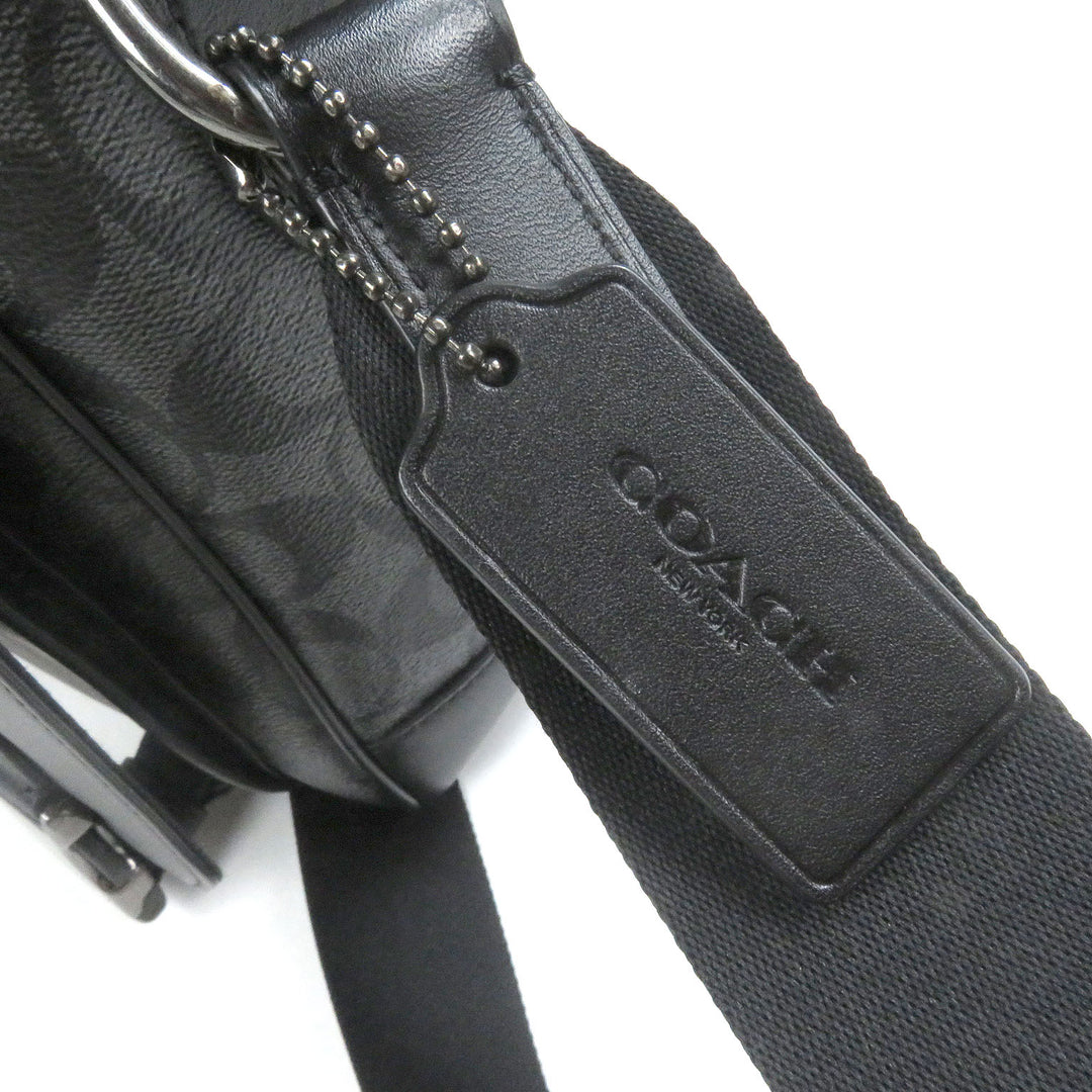 素晴らしいCOACHショルダーバッグシグネチャートラックメッセンジャーバッグブラックレザーメンズC2793