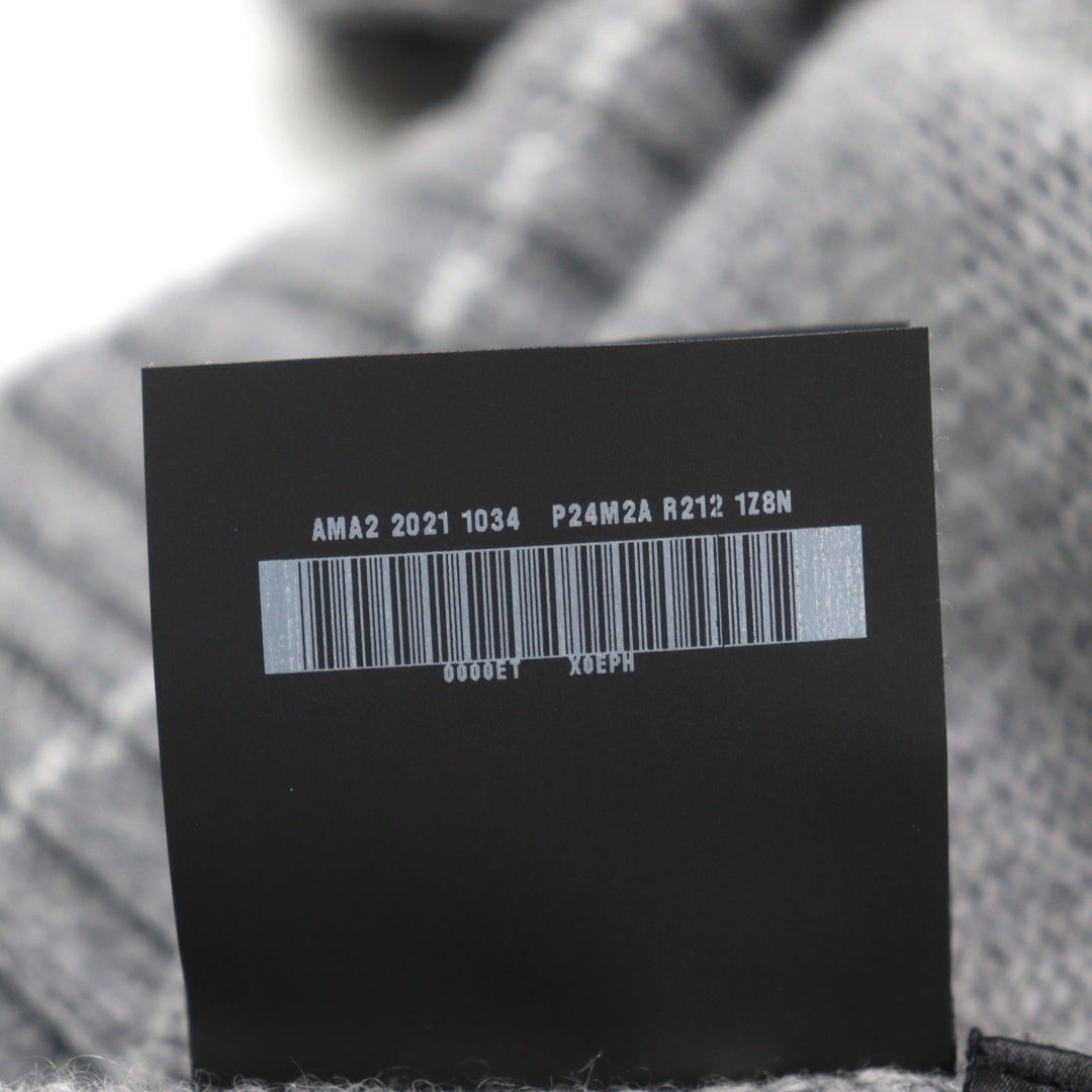 素晴らしいPRADAニット 刺繍ロゴ クルーネック グレー バージンウール カシミア メンズ 42 P24M2A