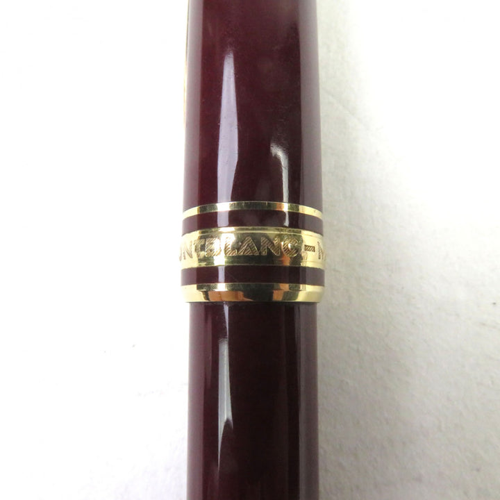 Very Good MONTBLANC Ballpoint pen Meisterstck Logoengraved WhiteStar Twist style