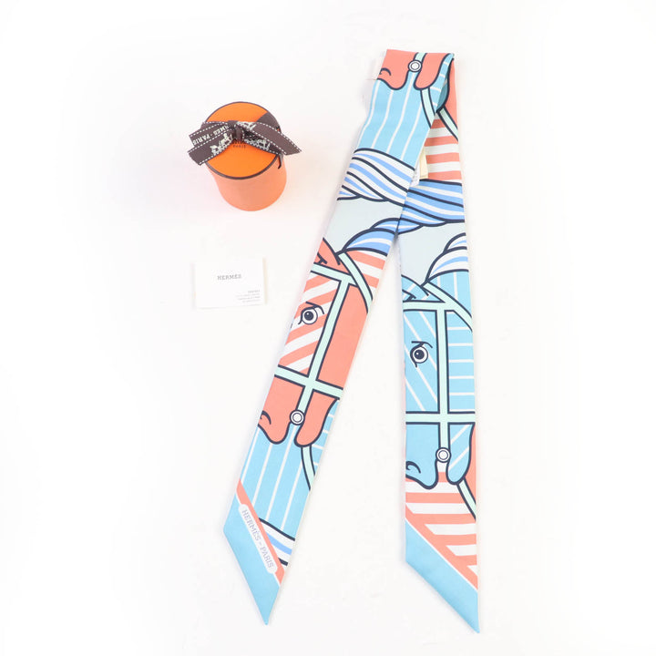 新品 HERMES スカーフ Cadre Bayadère シルク レディース